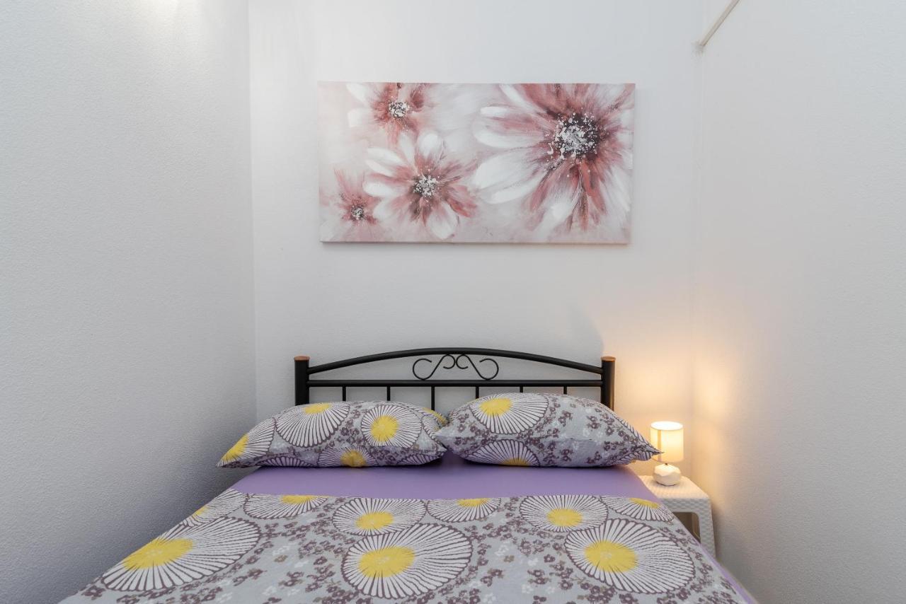 Apartment Leo Trogir Eksteriør billede