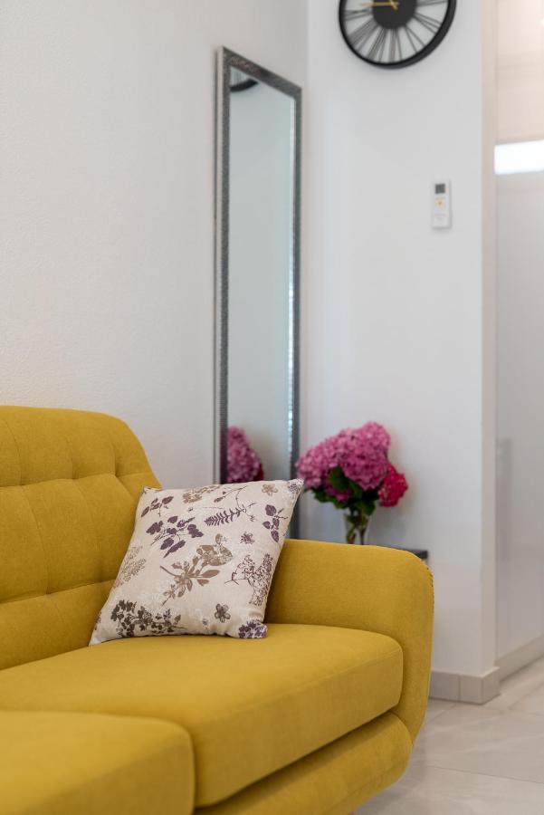 Apartment Leo Trogir Eksteriør billede